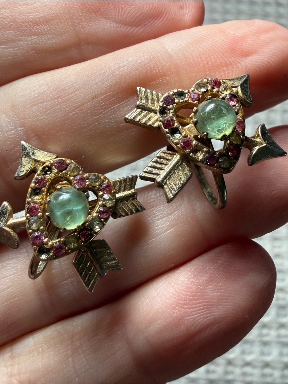 Vintage Pendant Screw Back Earrings Set Rhinestone Pink “Witches Heart” 1940’s